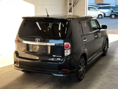 Toyota COROLLA RUMION