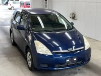 Toyota WISH лот № 1085 оценка 3.5  с аукциона в Японии 3