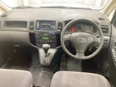 Toyota COROLLA SPACIO