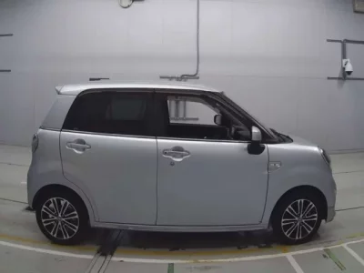 Toyota PIXIS JOY  с аукциона в Японии