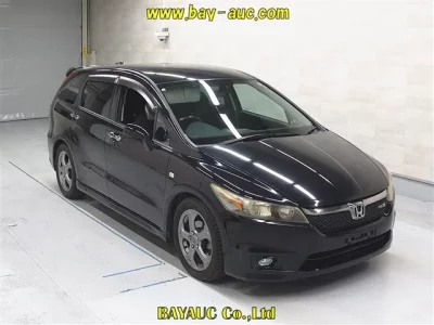 Honda STREAM  с аукциона в Японии
