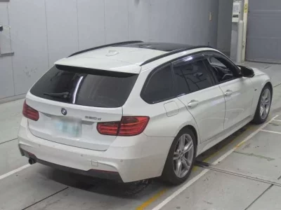 BMW 3-Series  с аукциона в Японии