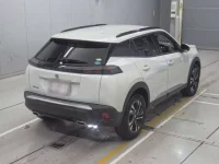 Peugeot 2008 лот № 38038 оценка 5  с аукциона в Японии 1