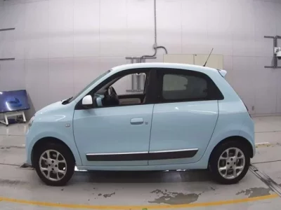 Renault TWINGO  с аукциона в Японии