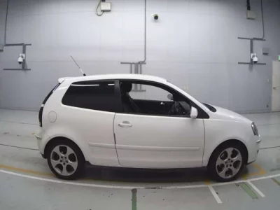 Volkswagen POLO  с аукциона в Японии