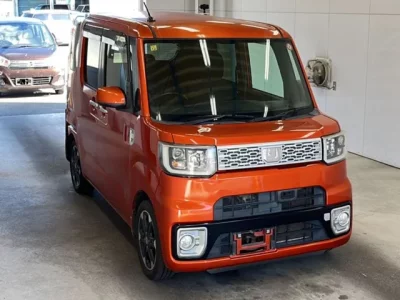 Daihatsu WAKE  с аукциона в Японии