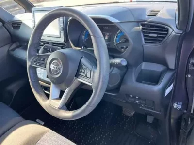 Nissan ROOX  с аукциона в Японии