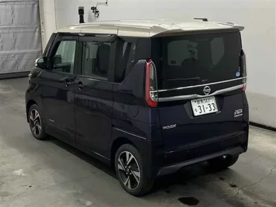 Nissan ROOX  с аукциона в Японии