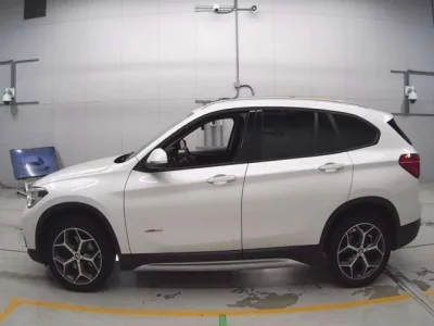 BMW X1  с аукциона в Японии