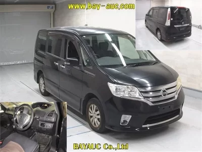 Nissan SERENA  с аукциона в Японии