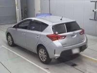 Toyota AURIS лот № 36058 оценка 4  с аукциона в Японии 5