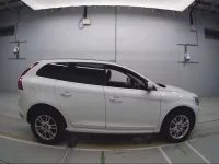 Volvo XC60 лот № 38072 оценка 4.5  с аукциона в Японии 2