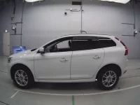 Volvo XC60 лот № 38072 оценка 4.5  с аукциона в Японии 3