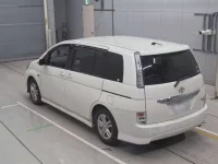 Toyota ISIS лот № 10081 оценка R  с аукциона в Японии 5