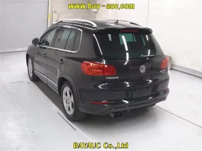 Volkswagen TIGUAN  с аукциона в Японии