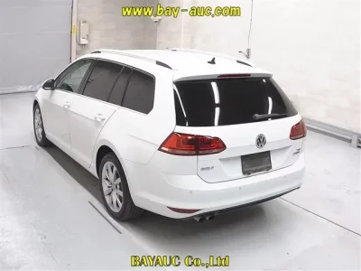 Volkswagen GOLF VARIANT