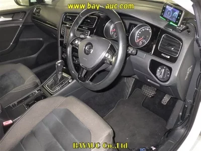 Volkswagen GOLF VARIANT