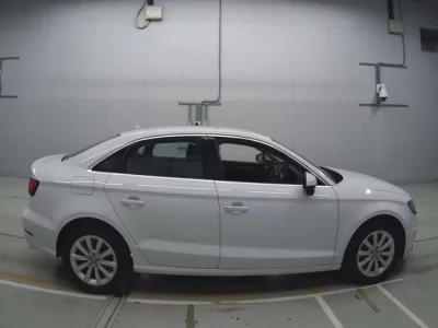 Audi A3  с аукциона в Японии