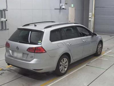 Volkswagen GOLF VARIANT