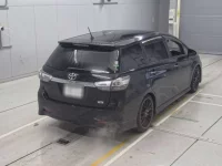 Toyota WISH лот № 10093 оценка RA  с аукциона в Японии 1