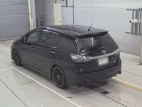 Toyota WISH лот № 10093 оценка RA  с аукциона в Японии 5