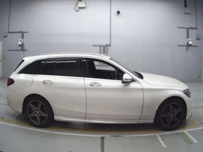 Mercedes-Benz C CLASS WAGON  с аукциона в Японии