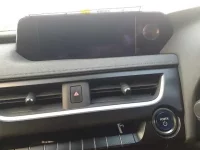 Lexus UX лот № 36077 оценка 4.5  с аукциона в Японии 9