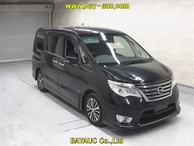 Nissan SERENA  с аукциона в Японии