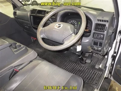 Mazda BONGO VAN  с аукциона в Японии