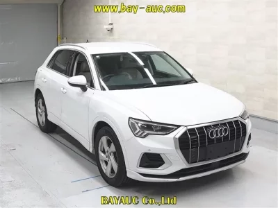 Audi Q3  с аукциона в Японии