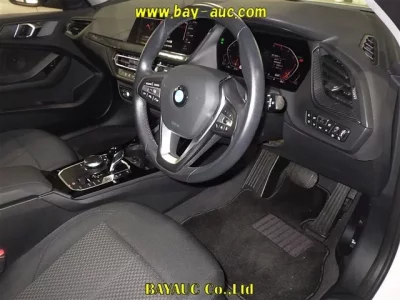BMW 1-Series  с аукциона в Японии