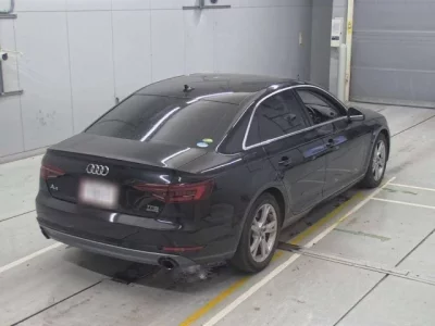 Audi A4  с аукциона в Японии