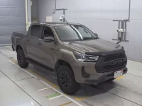 Toyota HILUX лот № 36086 оценка 5  с аукциона в Японии 4