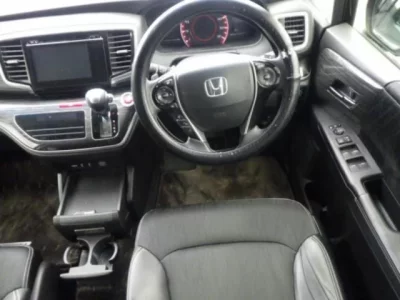 Honda ODYSSEY  с аукциона в Японии