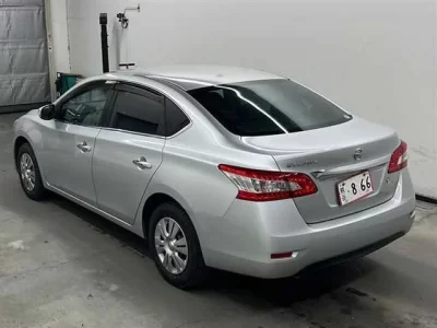 Nissan SYLPHY