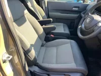 Honda FREED лот № 30065 оценка R  с аукциона в Японии 6