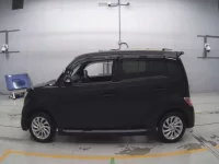 Toyota BB лот № 10124 оценка 4  с аукциона в Японии 3