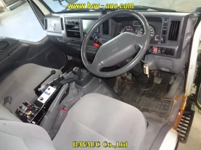 Isuzu ELF  с аукциона в Японии