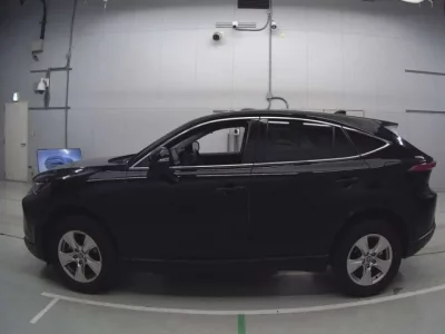 Toyota HARRIER  с аукциона в Японии