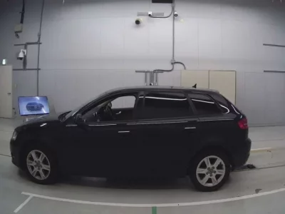 Audi A3  с аукциона в Японии