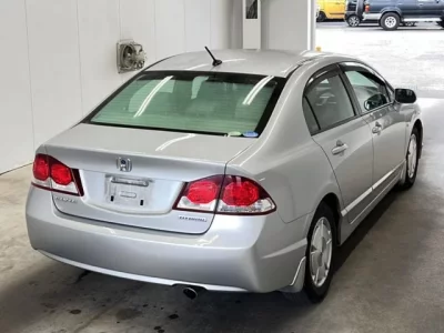 Honda CIVIC HYBRID  с аукциона в Японии