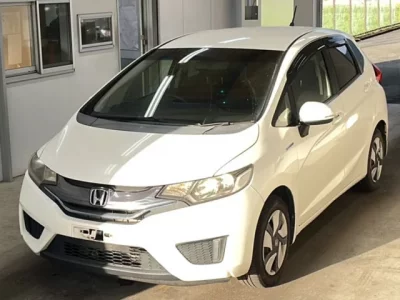 Honda FIT  с аукциона в Японии