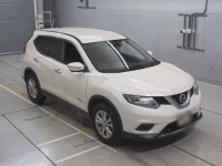 Nissan X-TRAIL лот № 10131 оценка 4  с аукциона в Японии 4