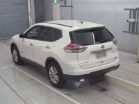 Nissan X-TRAIL лот № 10131 оценка 4  с аукциона в Японии 5