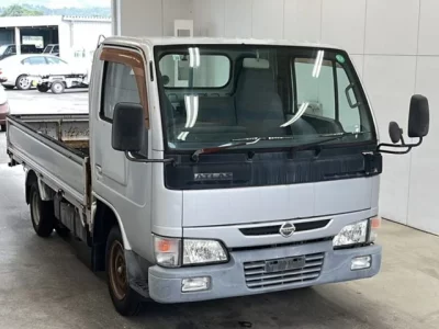 Nissan ATLAS  с аукциона в Японии