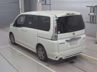 Nissan SERENA лот № 10136 оценка 3.5  с аукциона в Японии 5