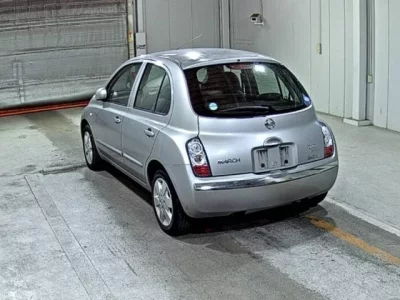 Nissan MARCH  с аукциона в Японии