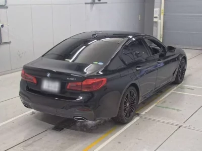 BMW 5-Series  с аукциона в Японии