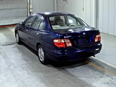 Nissan SYLPHY  с аукциона в Японии