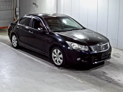 Honda INSPIRE  с аукциона в Японии